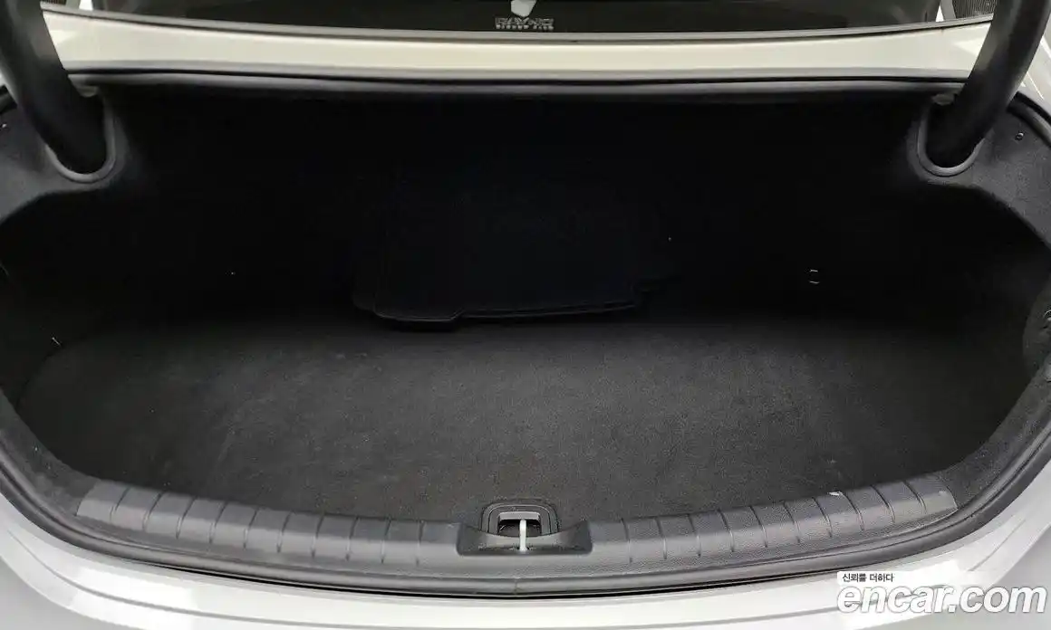 Hyundai Grandeur 2020 2.5 Автомат в Москве № 111589, фото 20