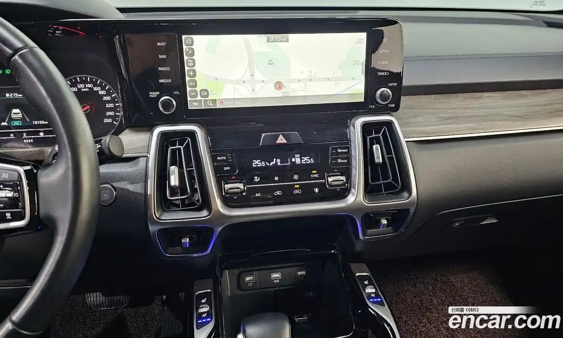 Kia Sorento 2021 2.2 Автомат в Москве № 11201, фото 15