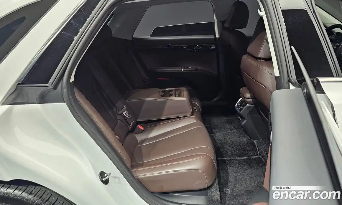 Hyundai Grandeur 2023 3.5 Автомат в Москве № 112646, фото 6