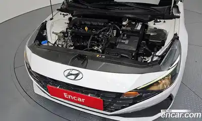 Hyundai Avante 2022 1.6 Автомат в Москве № 114696, миниатюра 11