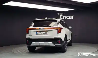 Kia Seltos 2024 1.6 Автомат в Москве № 119777, миниатюра 2