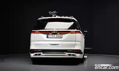 Kia Canival 2023 2.2 Автомат в Москве № 122058, миниатюра 4