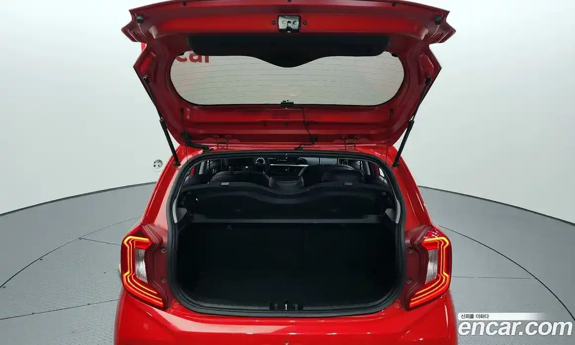 Kia Morning 2021 1.0 Автомат в Москве № 122278, фото 15