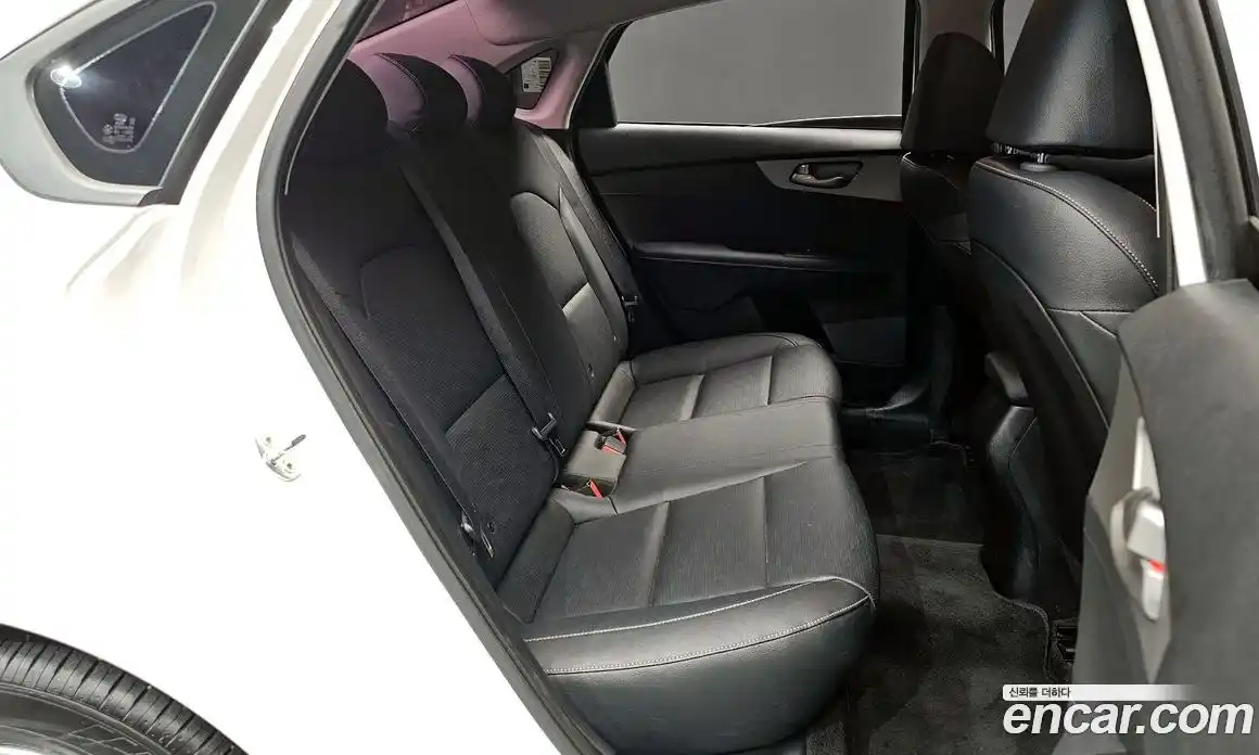 Kia K3 2021 1.6 Автомат в Москве № 123071, фото 8