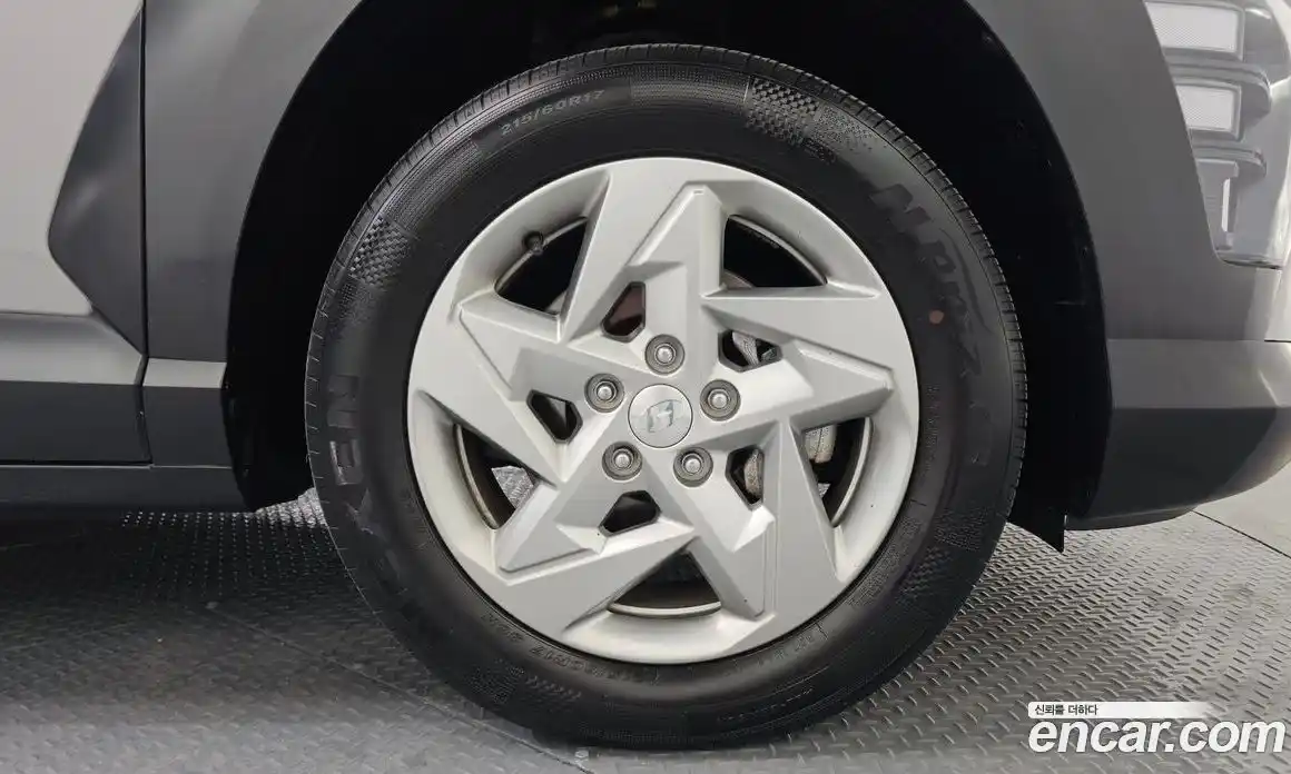 Hyundai Kona 2023 1.6 Автомат в Москве № 123663, фото 14