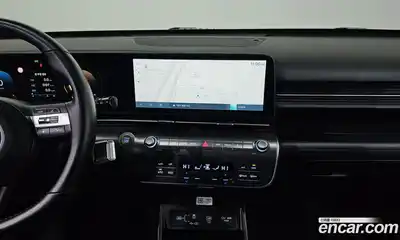 Hyundai Kona 2023 1.6 Автомат в Москве № 123663, миниатюра 2