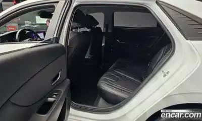 Hyundai Avante 2022 1.6 Автомат в Москве № 123670, миниатюра 4