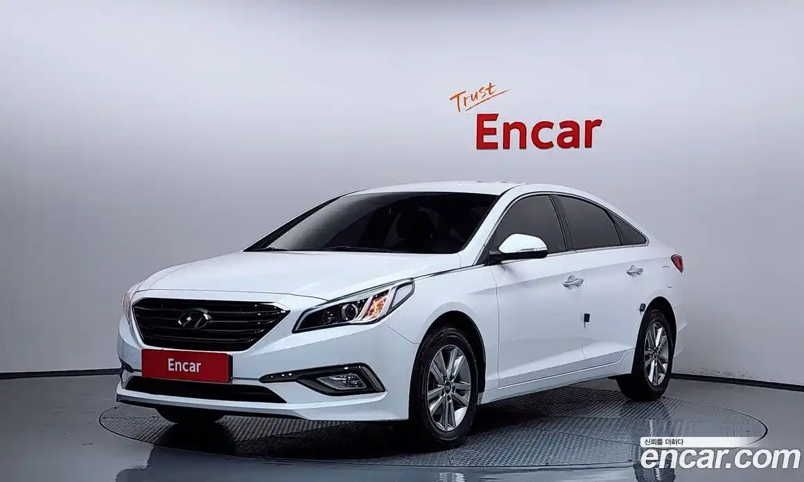 Hyundai Sonata 2016 2.0 Автомат в Москве № 123674, фото 16