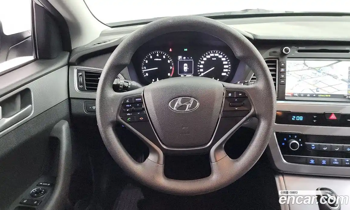 Hyundai Sonata 2016 2.0 Автомат в Москве № 123674, фото 18
