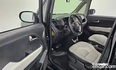 Kia Ray 2024 1.0 Автомат в Москве № 123990, миниатюра 5