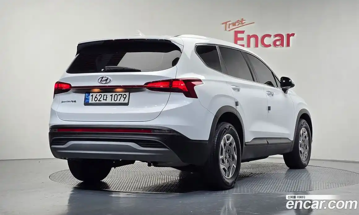 Hyundai Santa Fe 2022 1.6 Автомат в Москве № 125275, фото 1