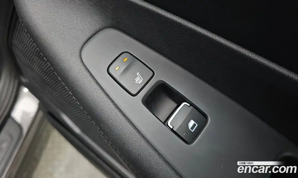 Hyundai Santa Fe 2023 2.5 Автомат в Москве № 126895, фото 16