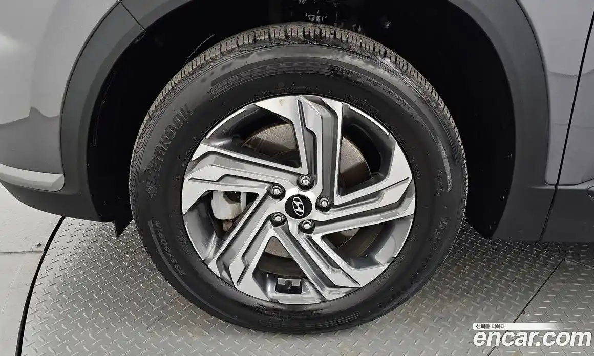 Hyundai Santa Fe 2023 2.5 Автомат в Москве № 126895, фото 19