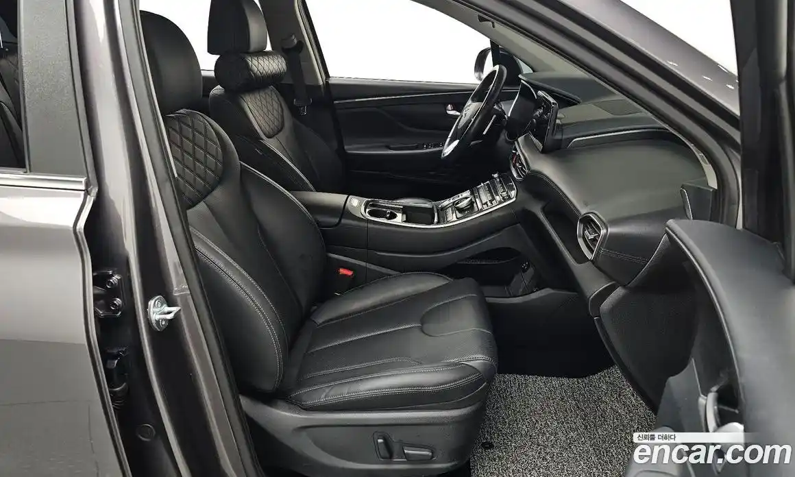 Hyundai Santa Fe 2023 2.5 Автомат в Москве № 126895, фото 20