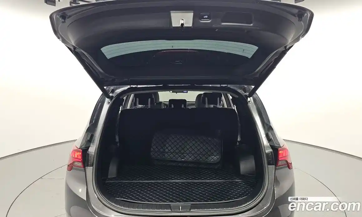 Hyundai Santa Fe 2023 2.5 Автомат в Москве № 126895, фото 4