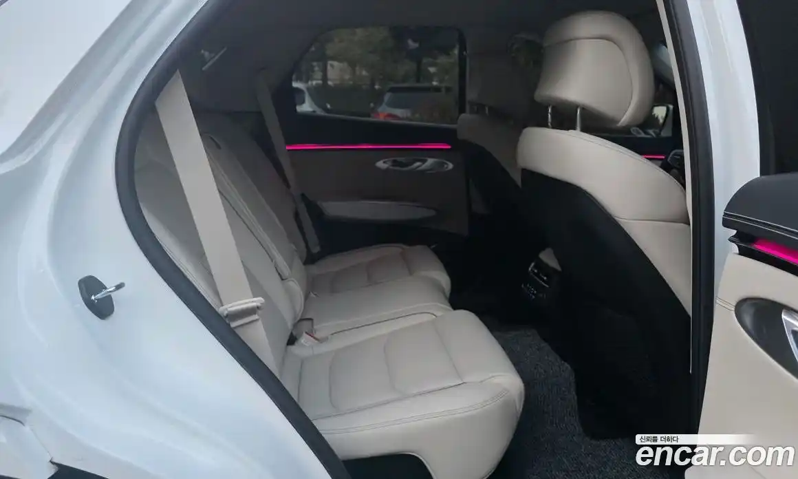 Genesis GV70 2025 2.5 Автомат в Москве № 127882, фото 19