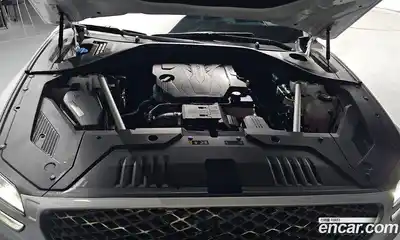 Genesis GV70 2024 2.5 Автомат в Москве № 128045, миниатюра 2