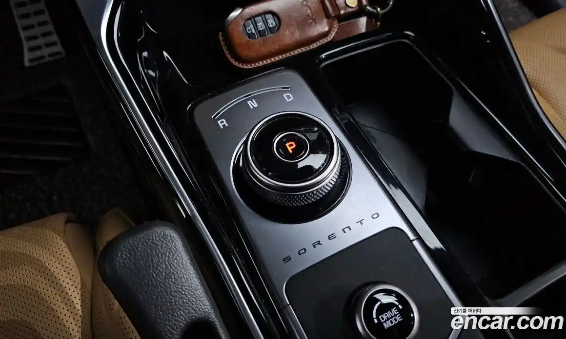 Kia Sorento 2023 1.6 Автомат в Москве № 133634, фото 7