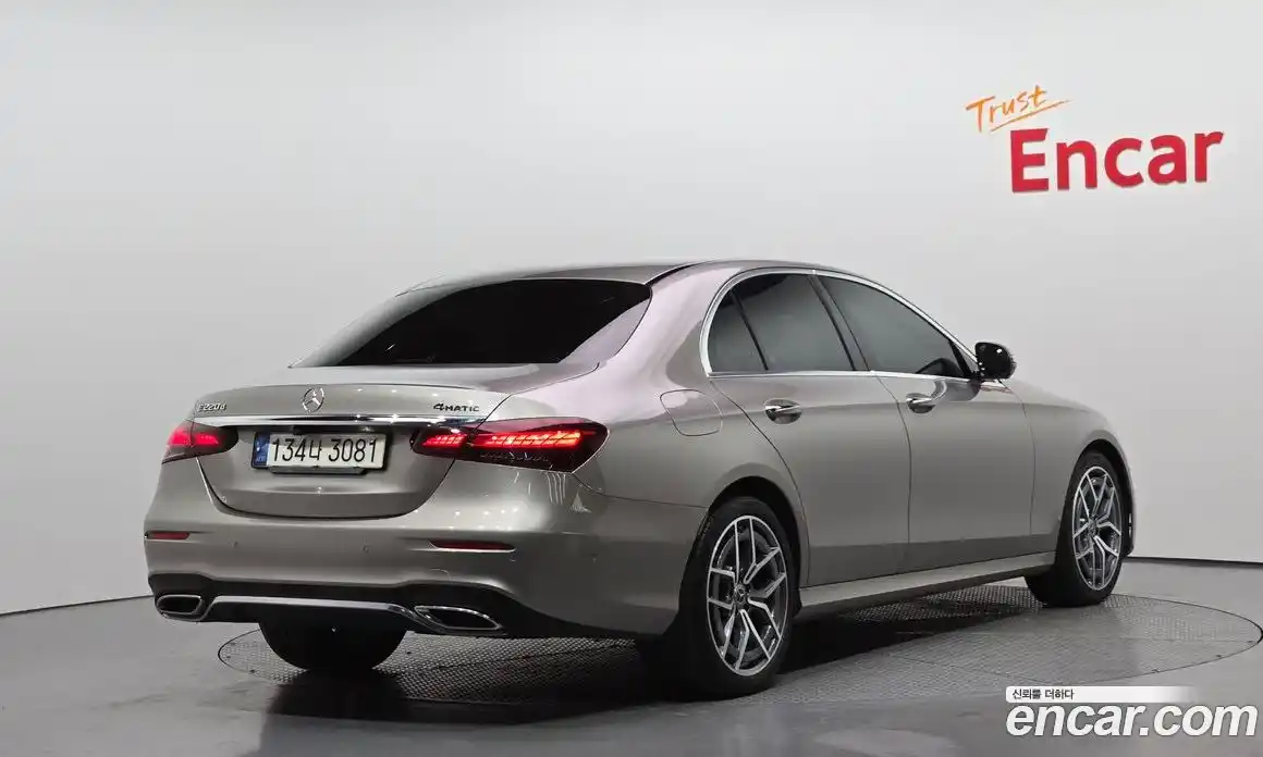 Mercedes-Benz E-Class 2021 1.9 Автомат в Москве № 136511, фото 17