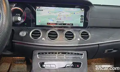 Mercedes-Benz E-Class 2021 1.9 Автомат в Москве № 136511, миниатюра 7