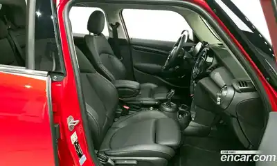 Mini Cooper 2021 1.5 Автомат в Москве № 136611, миниатюра 11