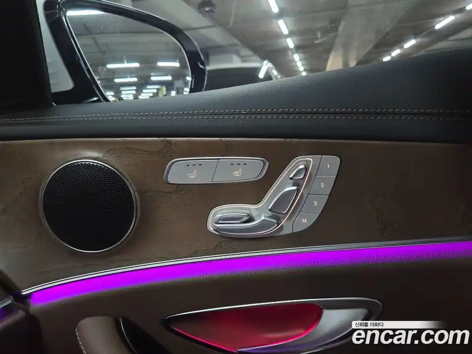 Mercedes-Benz E-Class 2023 2.0 Автомат в Москве № 138068, фото 15