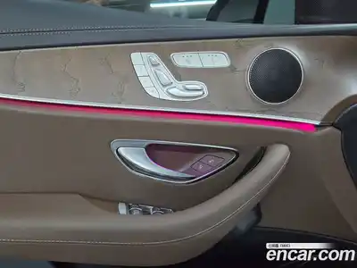 Mercedes-Benz E-Class 2023 2.0 Автомат в Москве № 138068, миниатюра 6