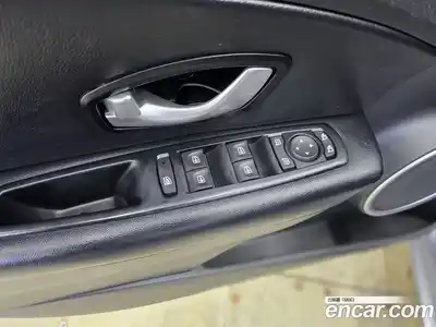 Renault SM3 2016 1.6 Автомат в Москве № 138837, миниатюра 8