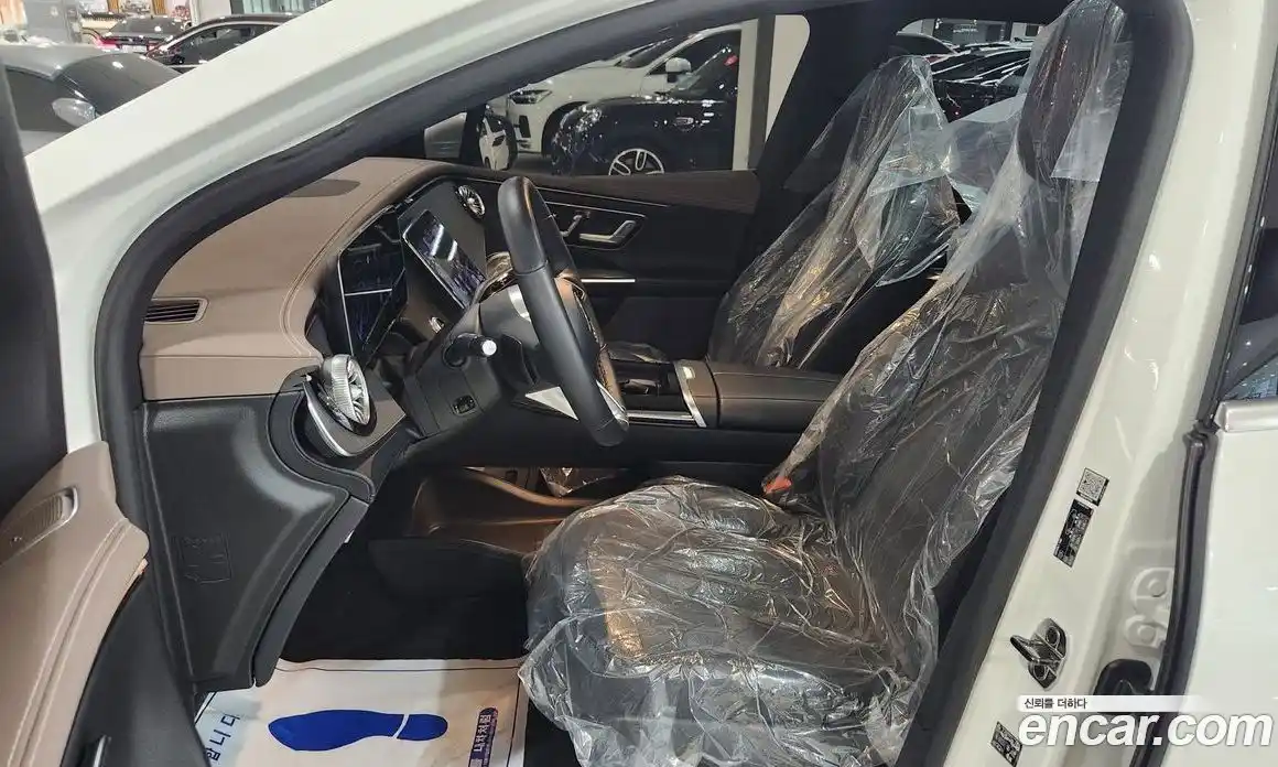 Mercedes-Benz EQE 2023 0.3 Автомат в Москве № 138960, фото 11