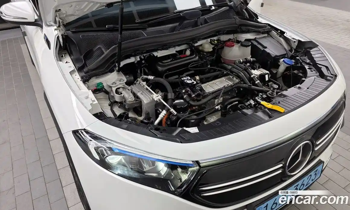 Mercedes-Benz EQA 2022 0.2 Автомат в Москве № 141618, фото 14