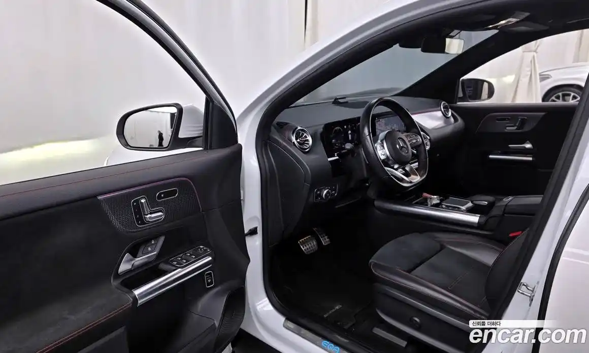 Mercedes-Benz EQA 2022 0.2 Автомат в Москве № 141618, фото 19