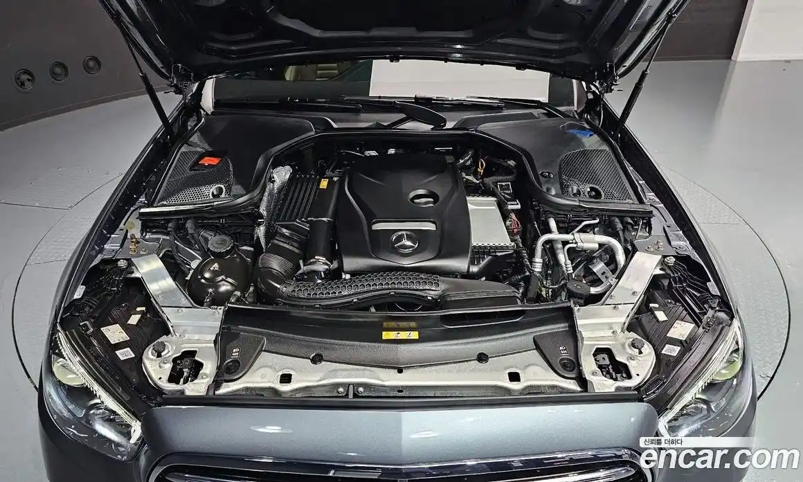 Mercedes-Benz E-Class 2021 2.0 Автомат в Москве № 141837, фото 10