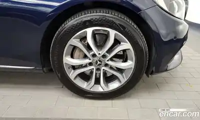 Mercedes-Benz C-Class 2018 2.0 Автомат в Москве № 143273, миниатюра 11
