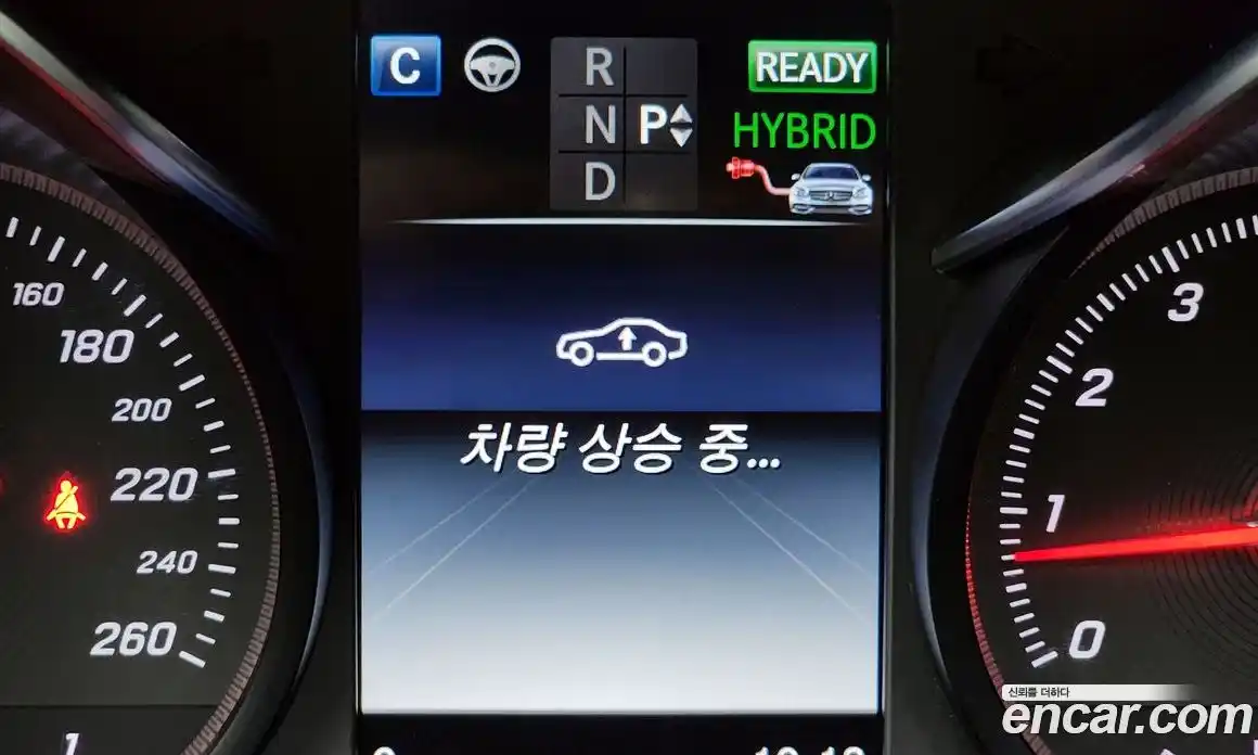 Mercedes-Benz C-Class 2018 2.0 Автомат в Москве № 143273, фото 10