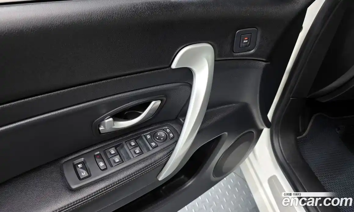 Renault SM5 2016 2.0 Автомат в Москве № 147529, фото 5