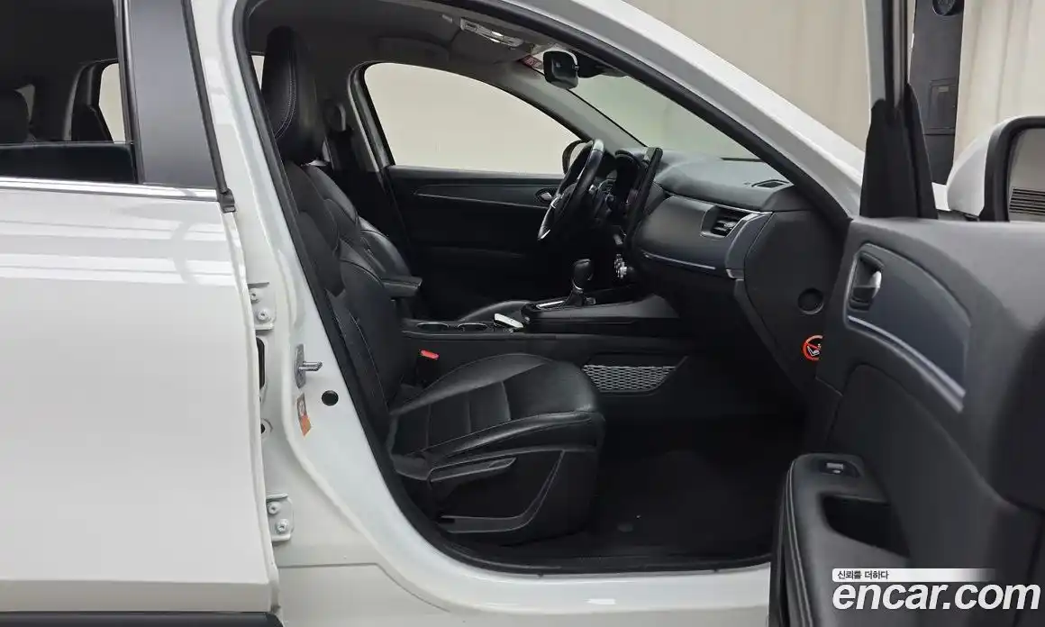 Renault XM3 2023 1.6 Автомат в Москве № 148671, фото 13