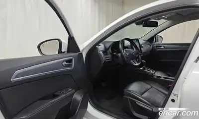 Renault XM3 2023 1.6 Автомат в Москве № 148671, миниатюра 3