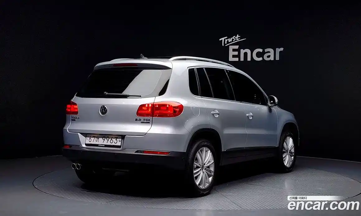 Volkswagen Tiguan 2013 2.0 Автомат в Москве № 152545, фото 16