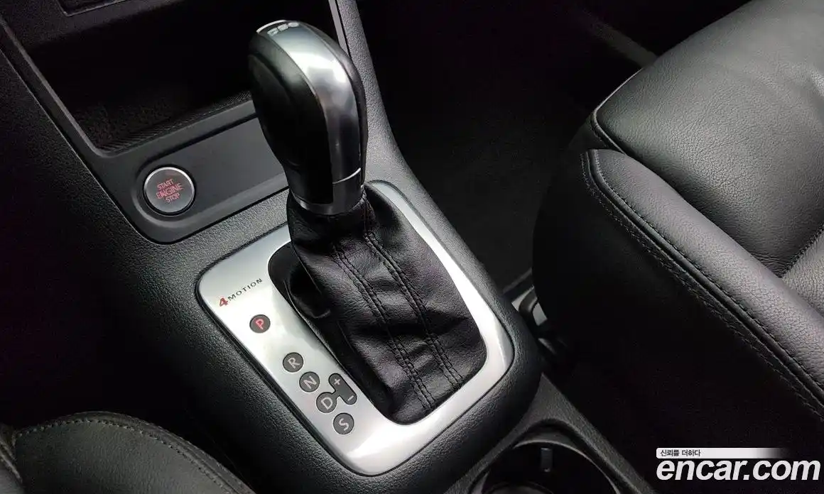 Volkswagen Tiguan 2013 2.0 Автомат в Москве № 152545, фото 4