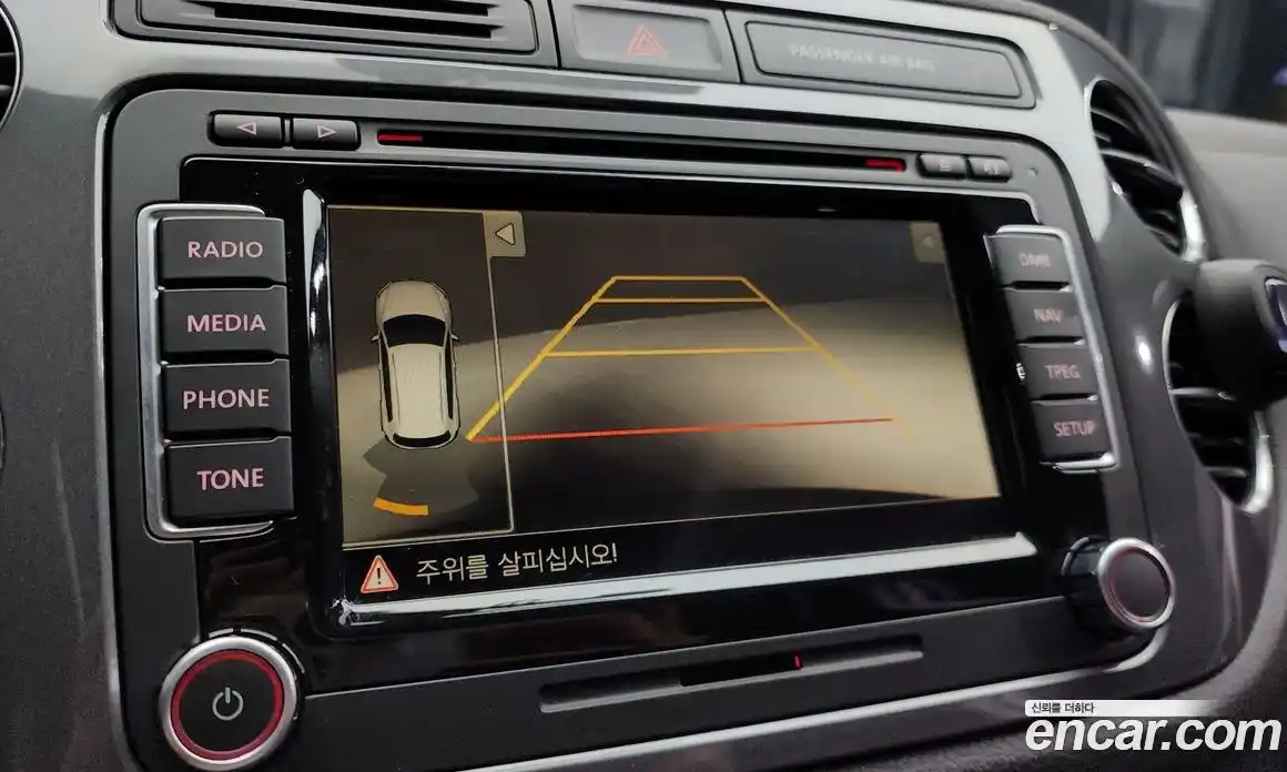 Volkswagen Tiguan 2013 2.0 Автомат в Москве № 152545, фото 10