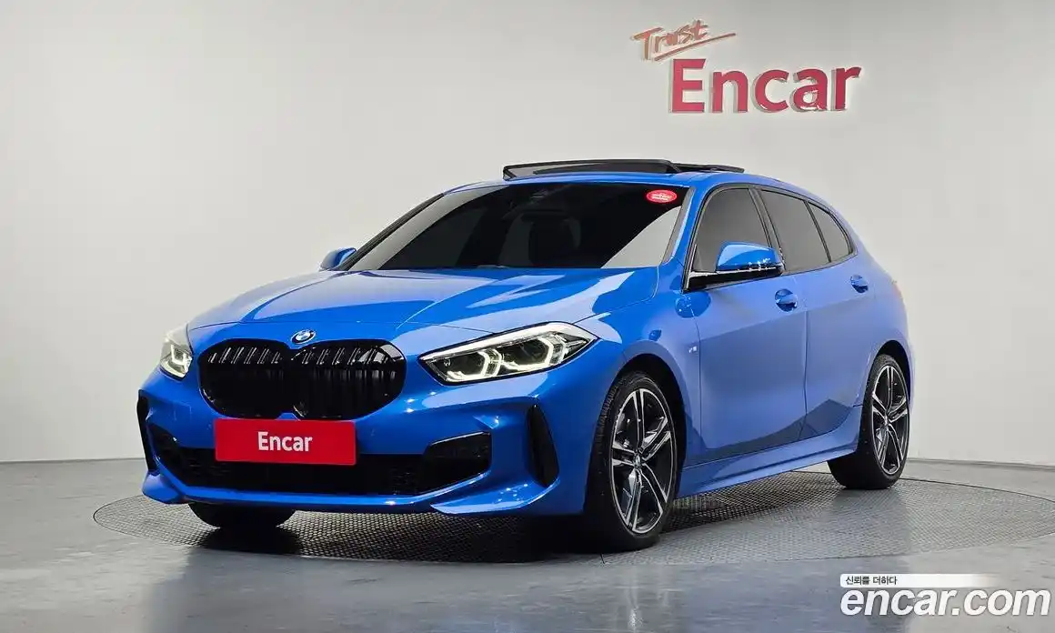 BMW 1-Series 2023 2.0 Автомат в Москве № 154451, фото 1