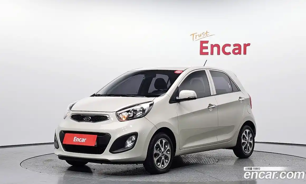 Kia Morning 2012 1.0 Автомат в Москве № 15490, фото 1