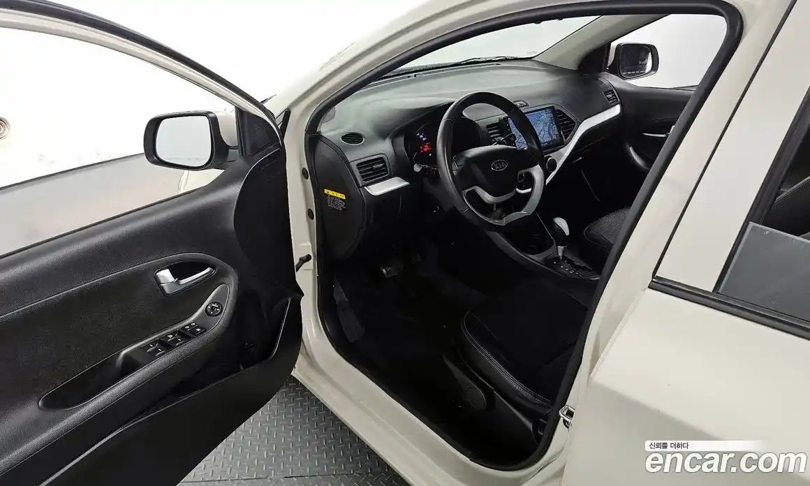 Kia Morning 2012 1.0 Автомат в Москве № 15490, фото 11