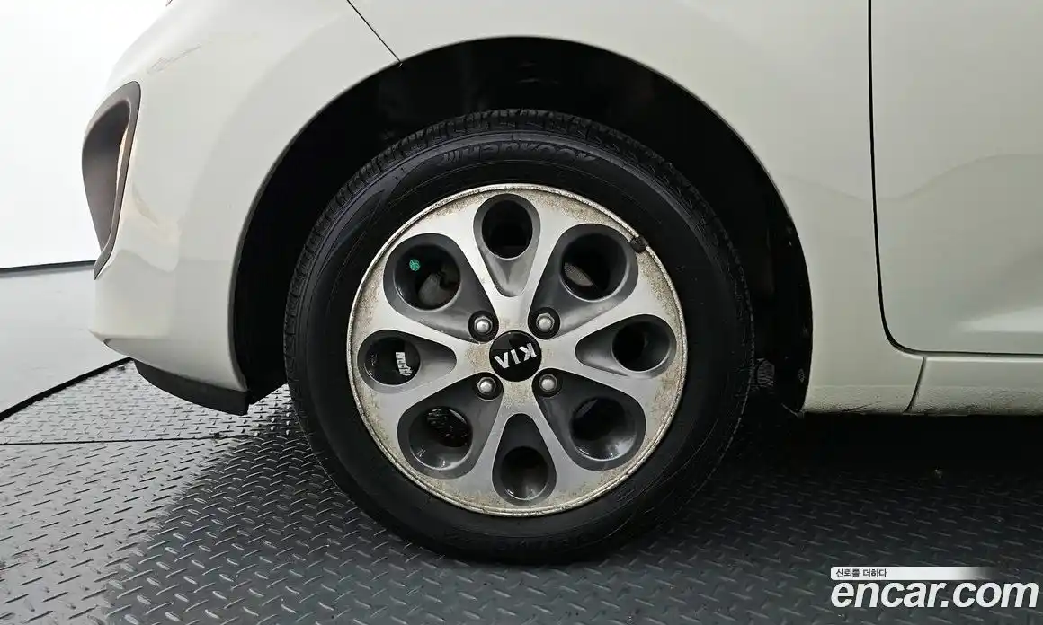 Kia Morning 2012 1.0 Автомат в Москве № 15490, фото 5