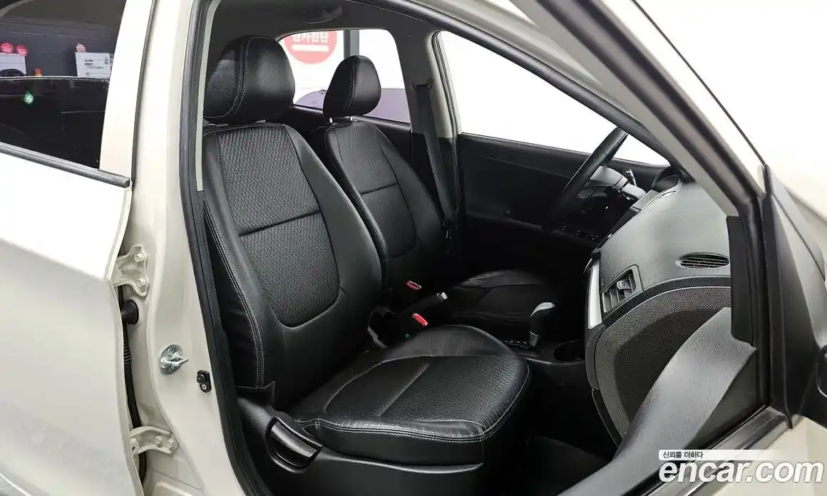 Kia Morning 2012 1.0 Автомат в Москве № 15490, фото 10