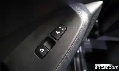 Kia Seltos 2020 1.6 Автомат в Москве № 158197, миниатюра 10