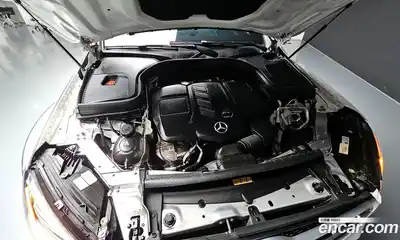 Mercedes-Benz GLC-Class 2022 1.9 Автомат в Москве № 158853, миниатюра 2