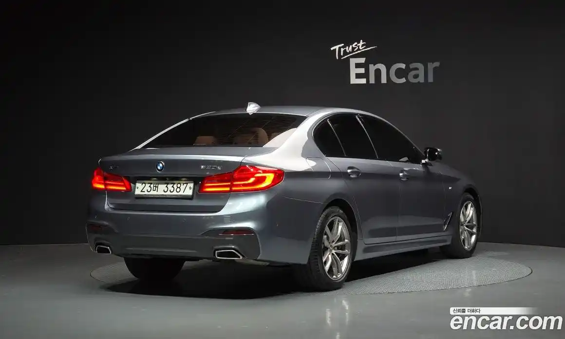 BMW 5-Series 2017 2.0 Автомат в Москве № 159044, фото 16