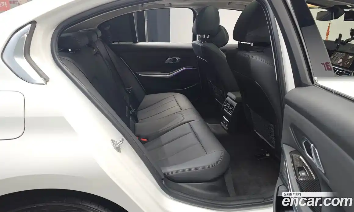 BMW 3-Series 2019 2.0 Автомат в Москве № 159477, фото 16