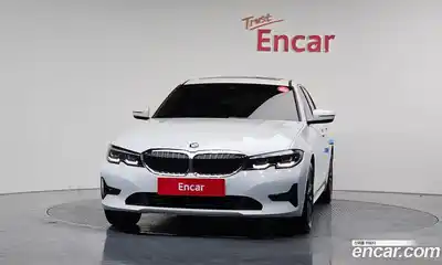 BMW 3-Series 2019 2.0 Автомат в Москве № 159477, миниатюра 9